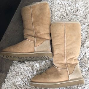 TALL CREAM UGG BOOTS